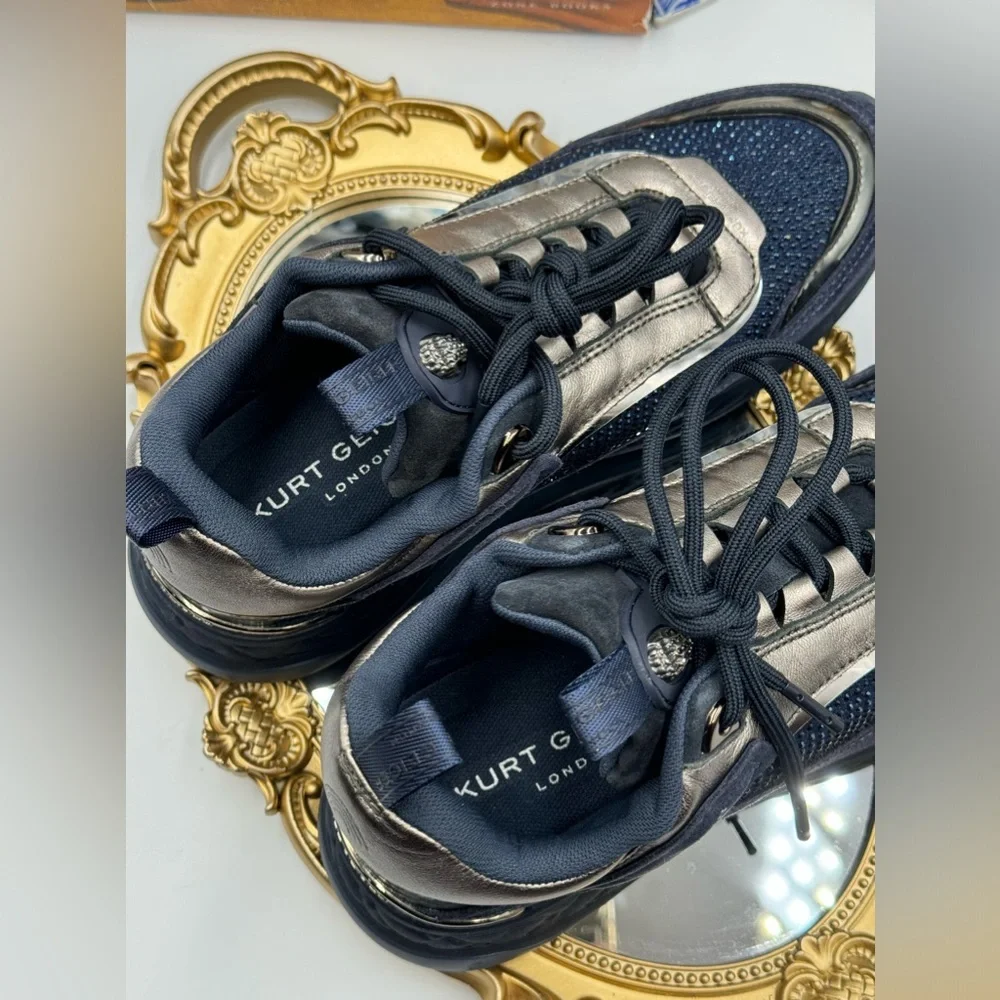 🆕 KURT GEIGER LONDON 🧿 NWOB Kensington Sneaker, Dark Blue Strass, Sz 37 - Picture 11 of 16
